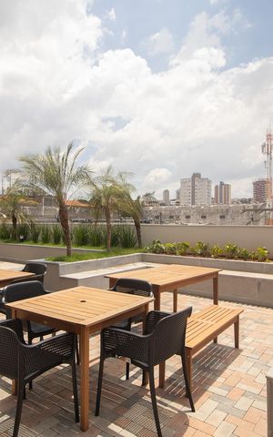 Apartamento para alugar com 50m², 2 quartos e 1 vaga Apartamento para alugar com 50m², 2 quartos e 1 vagaÁrea comum - Churrasqueira