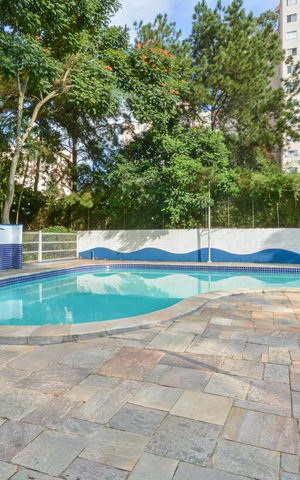 Apartamento para alugar com 80m², 3 quartos e 1 vaga Apartamento para alugar com 80m², 3 quartos e 1 vagaÁrea comum - Piscina