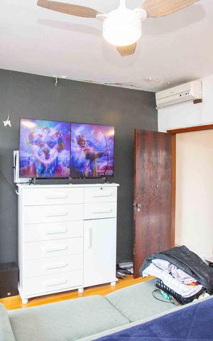 Casa à venda com 460m², 4 quartos e 3 vagasQuarto Suite