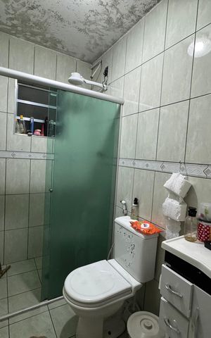 Casa à venda com 236m², 4 quartos e 2 vagas Casa à venda com 236m², 4 quartos e 2 vagasBanheiro 2 - Casa 1