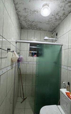 Casa à venda com 236m², 4 quartos e 2 vagas Casa à venda com 236m², 4 quartos e 2 vagasBanheiro 2 - Casa 1
