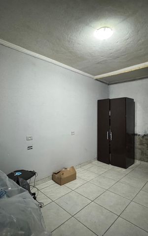 Casa à venda com 236m², 4 quartos e 2 vagas Casa à venda com 236m², 4 quartos e 2 vagasQuarto 4 - Casa 2