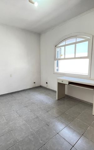 Casa para alugar com 253m², 4 quartos e 2 vagasQuarto 2