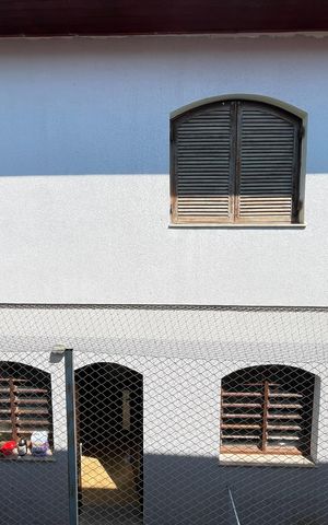 Casa para alugar com 253m², 4 quartos e 2 vagasQuarto 2