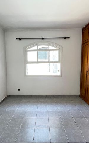 Casa para alugar com 253m², 4 quartos e 2 vagasQuarto 1