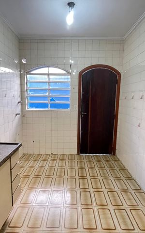Casa para alugar com 253m², 4 quartos e 2 vagasCozinha