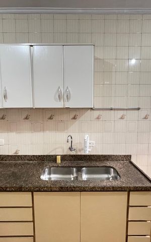 Casa para alugar com 253m², 4 quartos e 2 vagasCozinha