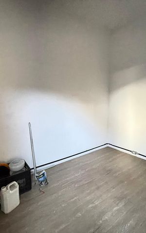 Casa para alugar com 253m², 4 quartos e 2 vagasQuarto 4