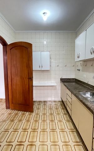 Casa para alugar com 253m², 4 quartos e 2 vagasCozinha