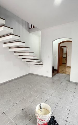Casa para alugar com 253m², 4 quartos e 2 vagasSala