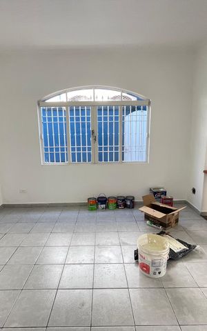 Casa para alugar com 253m², 4 quartos e 2 vagasSala