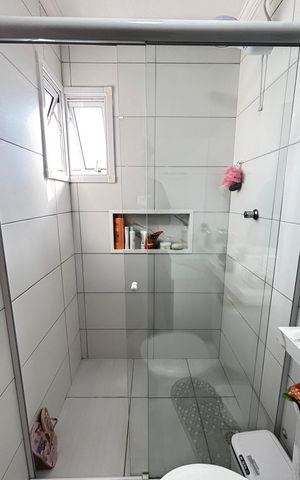 Casa à venda com 102m², 2 quartos e 2 vagasBanheiro da Suíte