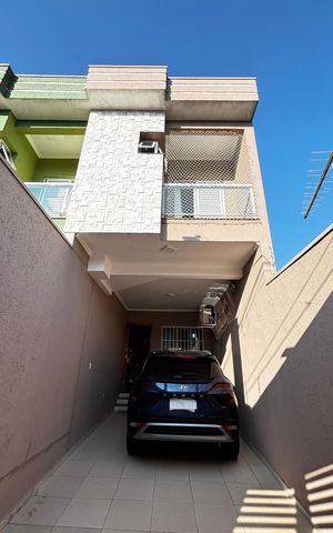 Casa à venda com 102m², 2 quartos e 2 vagasGaragem