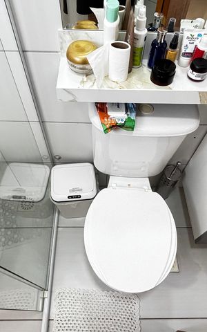 Casa à venda com 102m², 2 quartos e 2 vagasBanheiro da Suíte