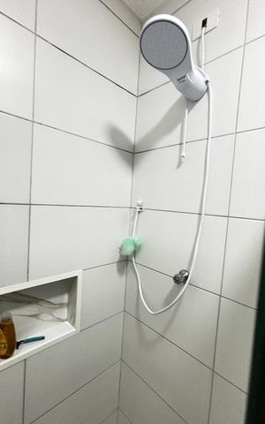 Casa à venda com 102m², 2 quartos e 2 vagasBanheiro