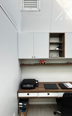 Casa à venda com 102m², 2 quartos e 2 vagasJardim de Inverno - Escritório