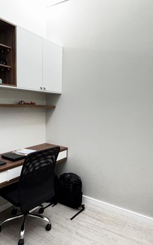 Casa à venda com 102m², 2 quartos e 2 vagasJardim de Inverno - Escritório