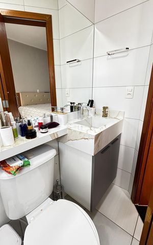 Casa à venda com 102m², 2 quartos e 2 vagasBanheiro da Suíte