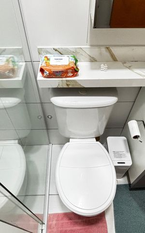 Casa à venda com 102m², 2 quartos e 2 vagasBanheiro