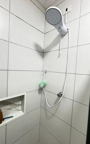 Casa à venda com 102m², 2 quartos e 2 vagasBanheiro