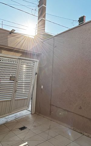 Casa à venda com 102m², 2 quartos e 2 vagasGaragem