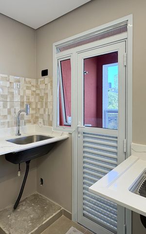 Apartamento à venda com 78m², 2 quartos e 2 vagasÁrea de Serviço