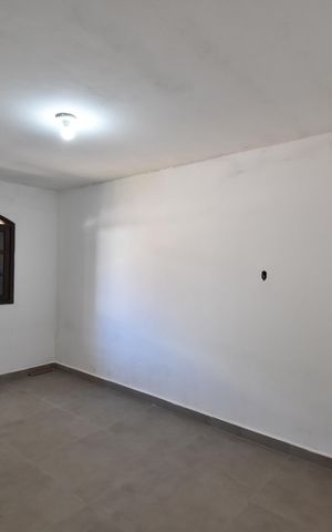 Casa para alugar com 55m², 1 quarto e 2 vagasQuarto 1