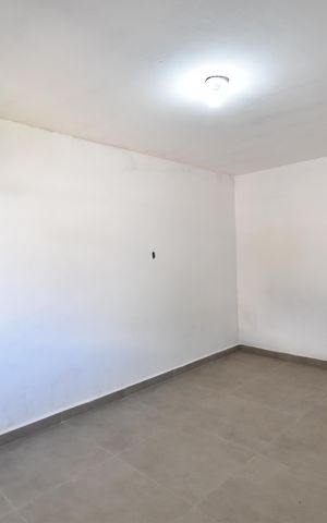 Casa para alugar com 55m², 1 quarto e 2 vagasQuarto 1