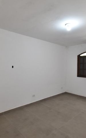 Casa para alugar com 55m², 1 quarto e 2 vagasQuarto 1