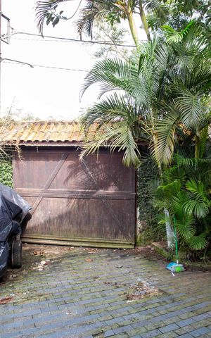 Casa à venda com 251m², 3 quartos e 2 vagasGaragem