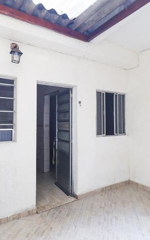 Casa para alugar com 100m², 2 quartos e 1 vaga