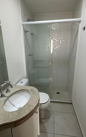 Apartamento para alugar com 89m², 2 quartos e 2 vagas Apartamento para alugar com 89m², 2 quartos e 2 vagasBanheiro da Suíte 1