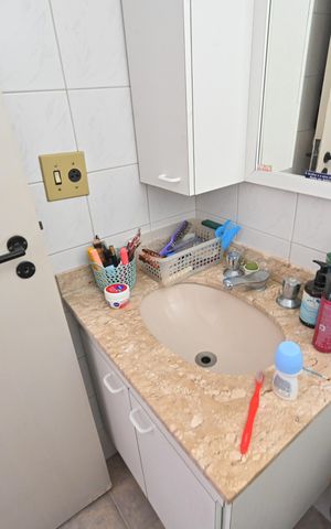 Apartamento à venda com 74m², 3 quartos e 1 vagaBanheiro da Suíte