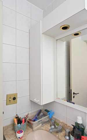 Apartamento à venda com 74m², 3 quartos e 1 vagaBanheiro da Suíte