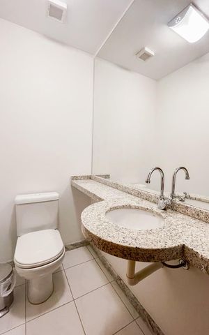 Apartamento para alugar com 162m², 3 quartos e 2 vagas Apartamento para alugar com 162m², 3 quartos e 2 vagasLavabo