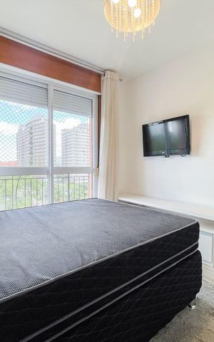 Apartamento para alugar com 162m², 3 quartos e 2 vagas Apartamento para alugar com 162m², 3 quartos e 2 vagasSuíte