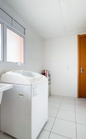 Apartamento para alugar com 162m², 3 quartos e 2 vagas Apartamento para alugar com 162m², 3 quartos e 2 vagasÁrea de serviço