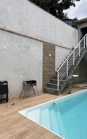 Casa para alugar com 210m², 3 quartos e 2 vagas Casa para alugar com 210m², 3 quartos e 2 vagasÁrea da Piscina