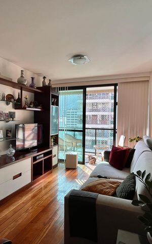 Apartamento à venda com 93m², 3 quartos e 1 vaga Apartamento à venda com 93m², 3 quartos e 1 vagaSala