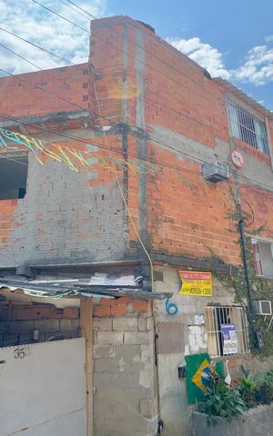 Casa à venda com 50m², 3 quartos e sem vaga Casa à venda com 50m², 3 quartos e sem vagaVista da casa