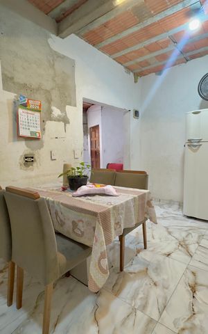 Casa à venda com 50m², 3 quartos e sem vaga Casa à venda com 50m², 3 quartos e sem vagaCozinha
