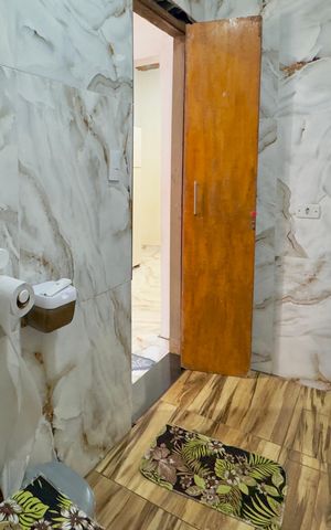 Casa à venda com 50m², 3 quartos e sem vaga Casa à venda com 50m², 3 quartos e sem vagaBanheiro 1