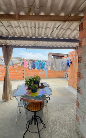 Casa à venda com 50m², 3 quartos e sem vaga Casa à venda com 50m², 3 quartos e sem vagaQuintal