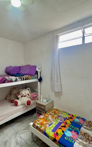 Casa à venda com 50m², 3 quartos e sem vaga Casa à venda com 50m², 3 quartos e sem vagaQuarto 2