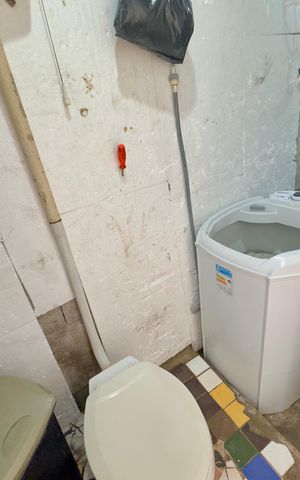 Casa à venda com 50m², 3 quartos e sem vaga Casa à venda com 50m², 3 quartos e sem vagaÁrea de Serviço