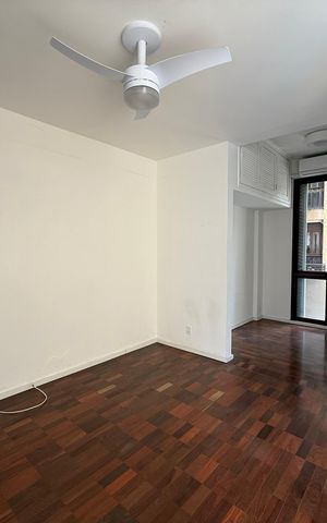 Apartamento à venda com 243m², 3 quartos e 2 vagas