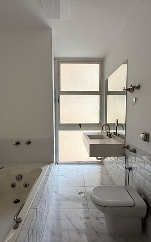 Apartamento à venda com 243m², 3 quartos e 2 vagas