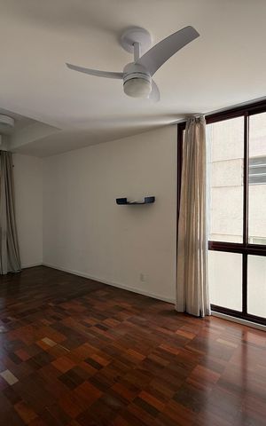 Apartamento à venda com 243m², 3 quartos e 2 vagas