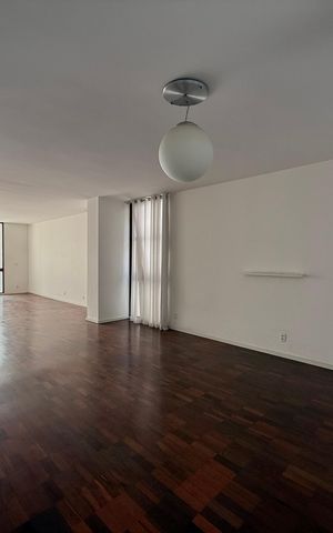 Apartamento à venda com 243m², 3 quartos e 2 vagas