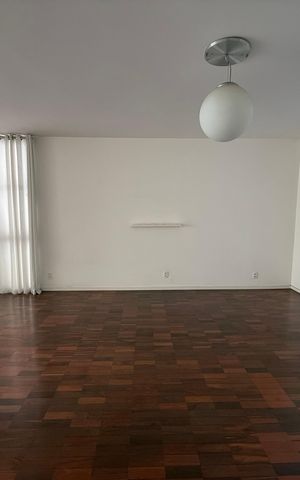 Apartamento à venda com 243m², 3 quartos e 2 vagas